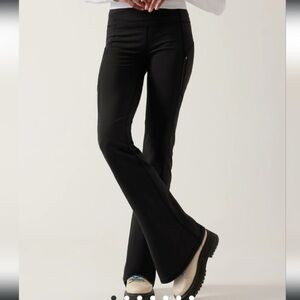 Athleta Onyx Black Rainier Bootcut Outdoor Pants